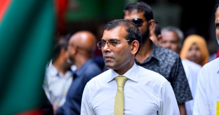 ކާކުތޯ ބަލަން ބޭނުންވެގެން އުޅޭ ’ހަސަން ކުރުސީގެ‘ ގެ ތައާރަފެއް މީގެ ކުރިން ދެއްވީވެސް ނަޝީދު!