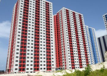 ހިޔާ ފްލެޓުތަކެއް އެއްކޮލައިގެން ޖުރިމަނާ ކުރީ ހިޔާ ޔޫނިއަންގެ ވެރިއެއް!