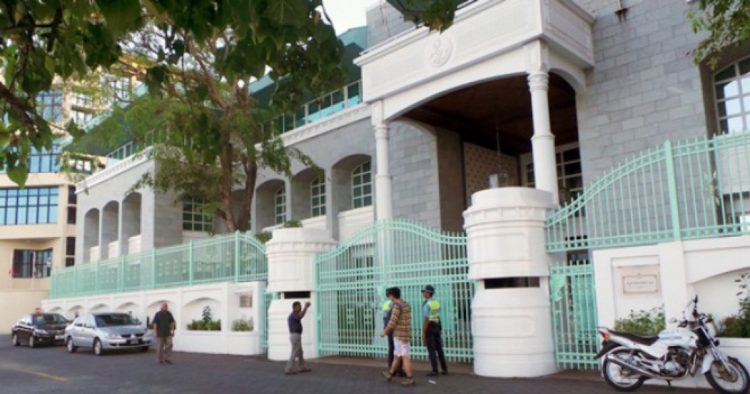 ބުރާސްފަތި ދުވަސް ސަރުކާރު ބަންދު