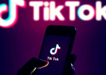 ދިވެހިންނަށް ޓިކްޓޮކުން މިހާރުވެސް އާމްދަނީ ލިބޭ!