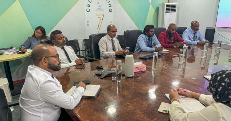 ވެމްކޯއިން އޮފީސްތައް ފޮޅާ ސާފު ކުރުމުގެ މަސަކަތަށް ނިކުންނަނީ!